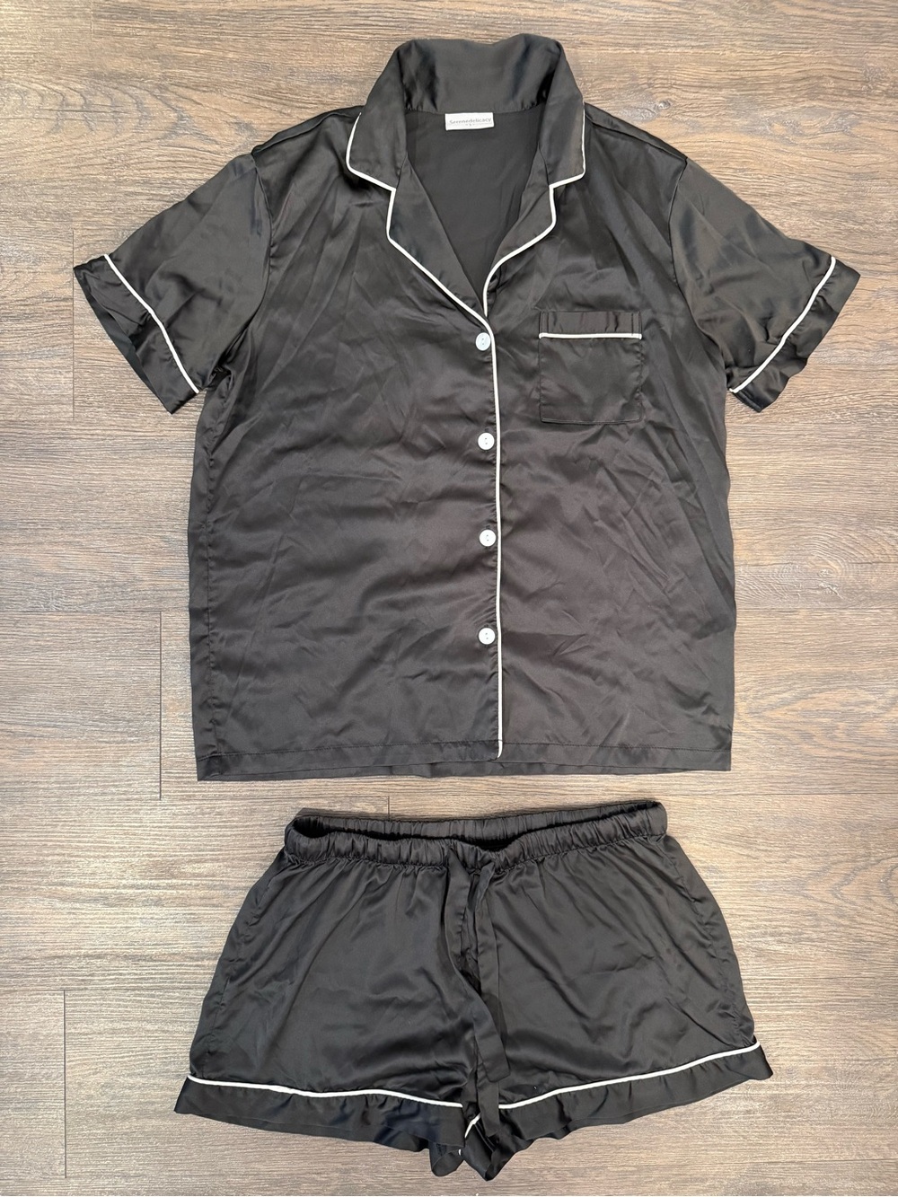 Women’s Serenedelicacy Black Pajama Set Size Small